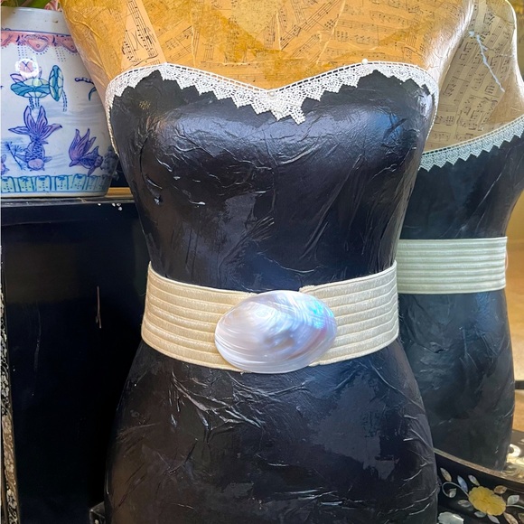 •vintage• seashell belt - Picture 1 of 3